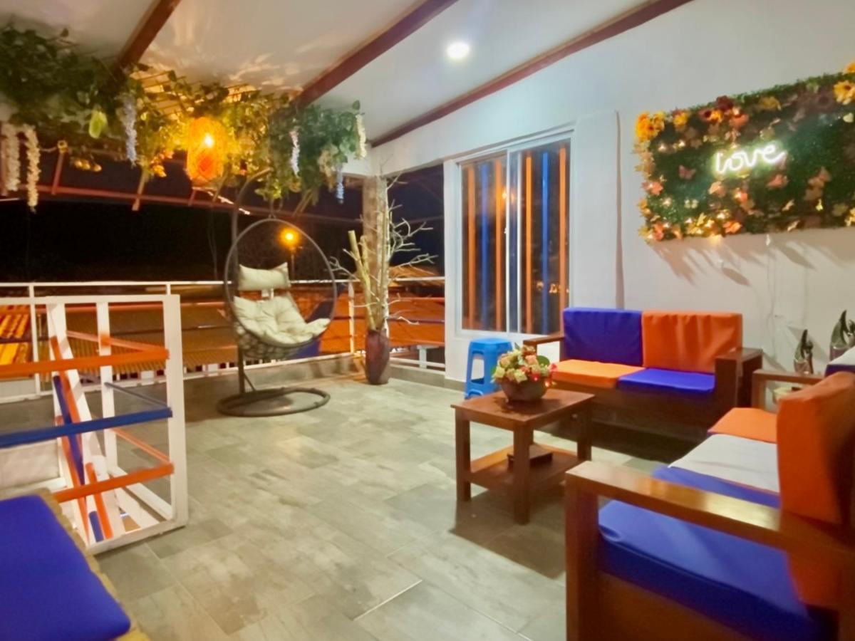 Acuarios Hostal Плайя-Ладрильерос Экстерьер фото