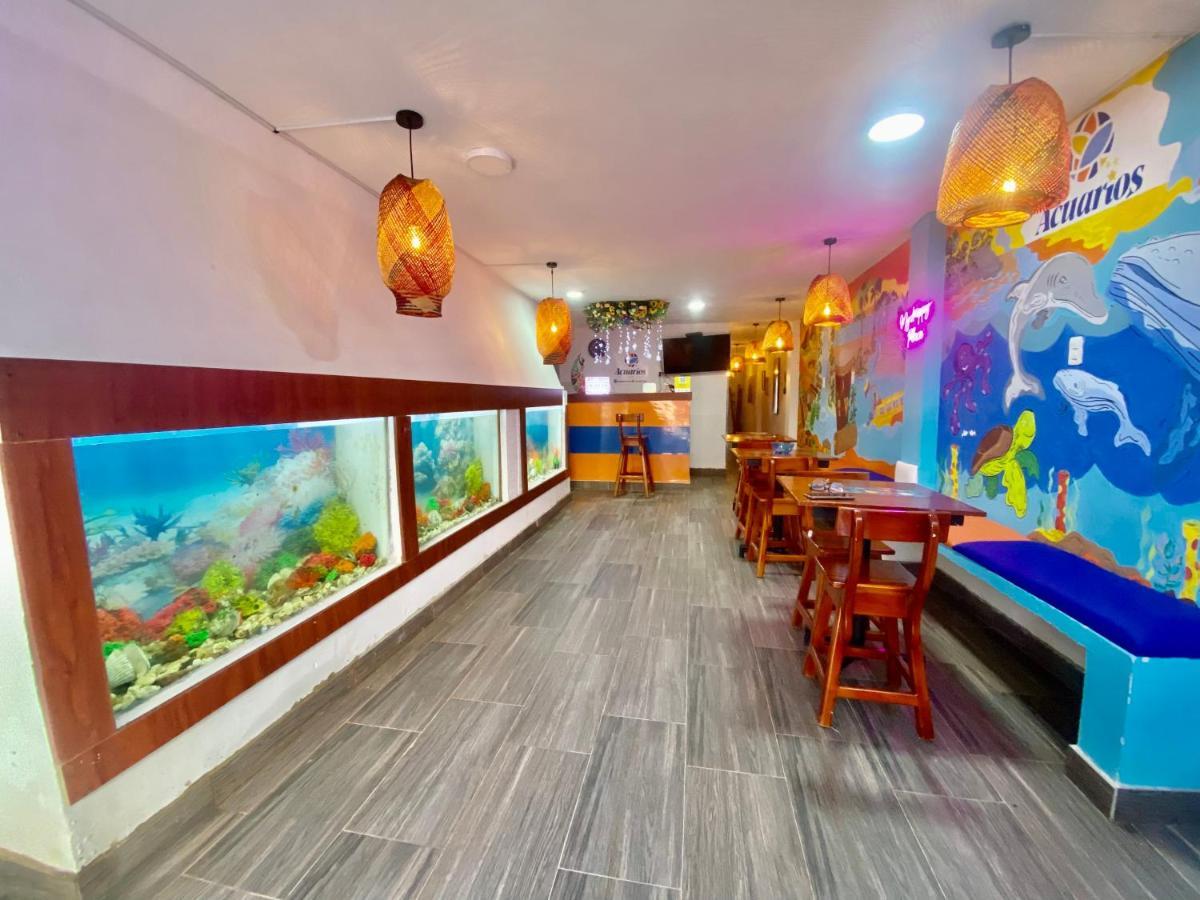 Acuarios Hostal Плайя-Ладрильерос Экстерьер фото