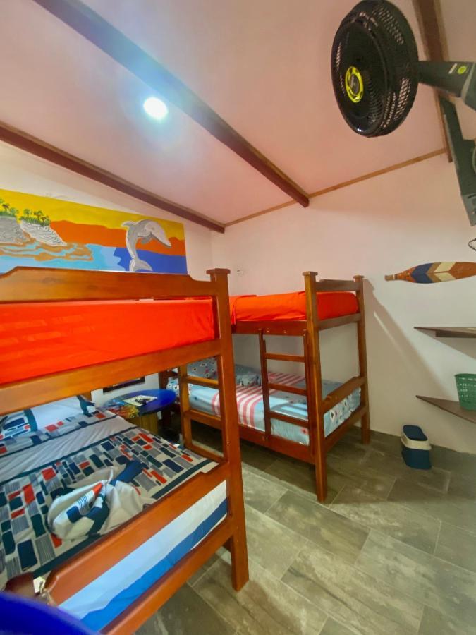 Acuarios Hostal Плайя-Ладрильерос Экстерьер фото