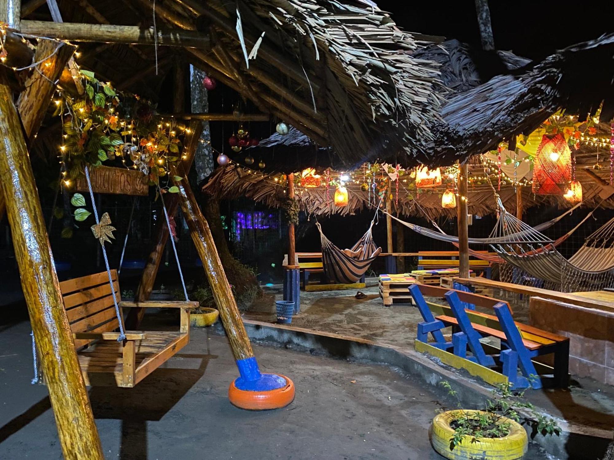 Acuarios Hostal Плайя-Ладрильерос Экстерьер фото